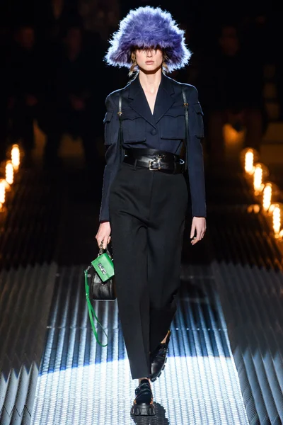 Look 47